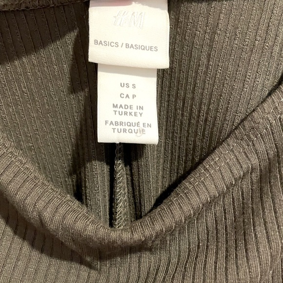 H&M Basics Spaghetti Strap Midi Dress - Picture 3 of 3